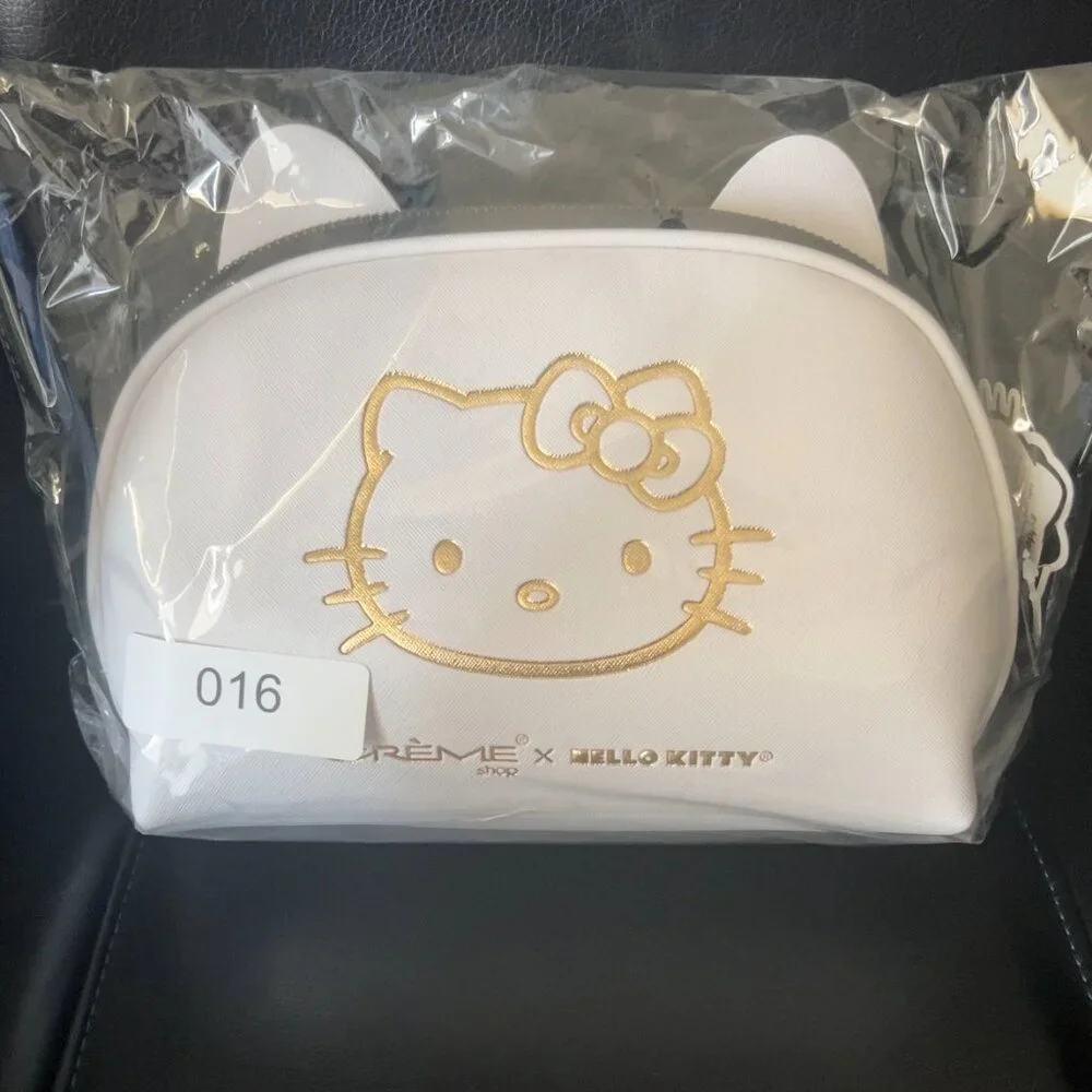 NWT Creme Shop x Hello Kitty Dome Makeup Bag Travel Pouch